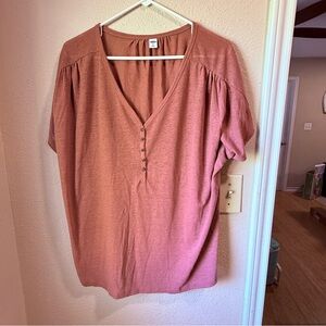 Old Navy Dusty Rose V-Neck Button Short Sleeve Tee
